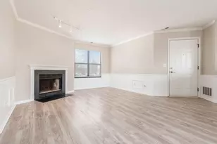 2733 Greystone Dr, Columbus, OH 43220 - Photo 8