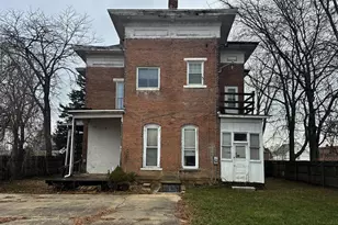 325 Cherry St, Washington Court House, OH 43160 - Photo 2