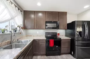 1613 Cowan Creek Dr, Marysville, OH 43040 - Photo 16