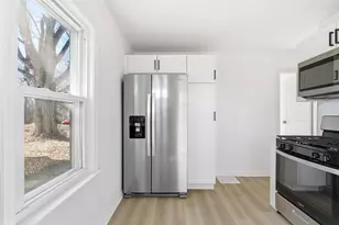 1582 Vendome Dr S, Columbus, OH 43219 - Photo 4