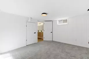 1582 Vendome Dr S, Columbus, OH 43219 - Photo 10