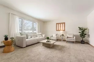 1811 Hove Rd, Columbus, OH 43221 - Photo 4