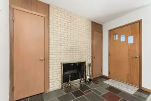 1811 Hove Rd, Columbus, OH 43221 - Photo 6