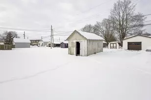 9 E South St, Danville, OH 43014 - Photo 20