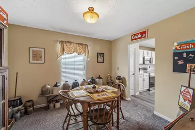 161 Chestnut Estates Drive, Commercial Point, OH 43116 - Photo 14