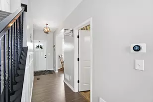 190 Rosewood Loop SW, Commercial Point, OH 43116 - Photo 4