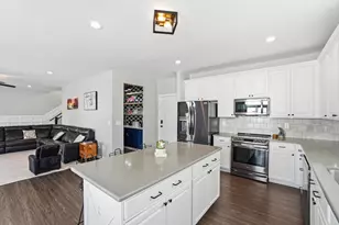 190 Rosewood Loop SW, Commercial Point, OH 43116 - Photo 14