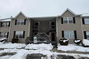 7891 Thornfield Ln, Columbus, OH 43235 - Photo 2