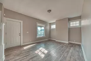 921 Miller Ave, Columbus, OH 43206 - Photo 4