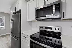 2100 Ferris Rd, Columbus, OH 43224 - Photo 8
