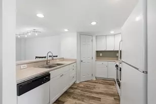 6336 Lakeview Dr E, Grove City, OH 43123 - Photo 14