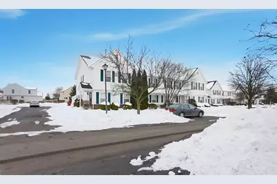 6336 Lakeview Drive E #19, Grove City, OH 43123 - Photo 4