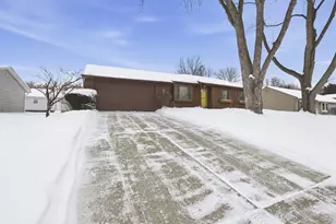 602 Deanna Stroll Rd, Heath, OH 43056 - Photo 4