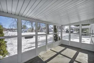 845 Exeter Rd, Columbus, OH 43213 - Photo 6