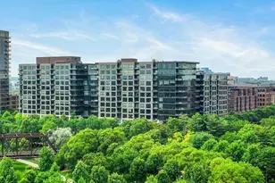 225 John H McConnell Blvd, Columbus, OH 43215 - Photo 34