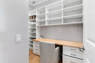 225 John H McConnell Blvd, Columbus, OH 43215 - Photo 24