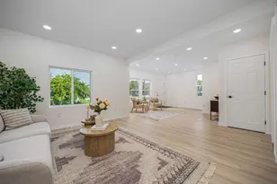 5981 Main St, Grove City, OH 43123 - Photo 8