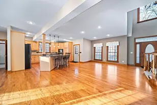 544 Grand Ridge Dr, Howard, OH 43028 - Photo 8