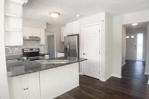 6571 Schenk Ave, Reynoldsburg, OH 43068 - Photo 2