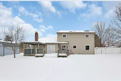 9841 Woodsfield Circle NW, Pickerington, OH 43147 - Photo 6