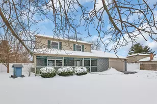 9841 Woodsfield Circle NW, Pickerington, OH 43147 - Photo 2