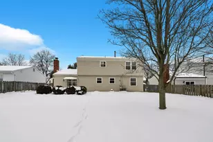 1679 Peardale Rd N, Columbus, OH 43229 - Photo 28