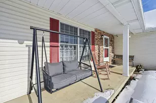 2 Blair Ct, Nelsonville, OH 45764 - Photo 4