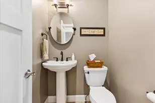 972 Sauk Ln, Hide A Way Hills, OH 43107 - Photo 14