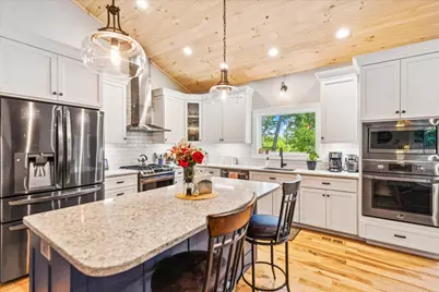 972 Sauk Lane, Hide A Way Hills, OH 43107 - Photo 8