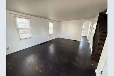 112 Valleyview Drive, Dayton, OH 45405 - Photo 4