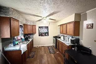 1249 Evergreen Rd, Columbus, OH 43207 - Photo 4