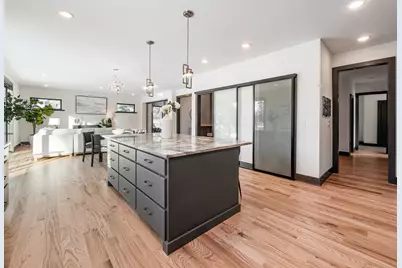 2731 Clifton Road, Columbus, OH 43221 - Photo 22