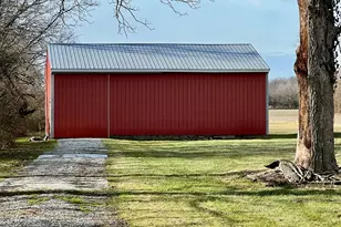 3145 Troy Rd, Springfield, OH 45504 - Photo 1