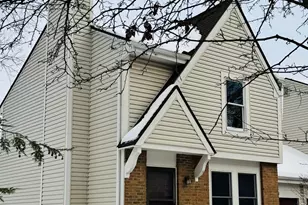 4944 Buck Thorn Ln, Columbus, OH 43220 - Photo 2