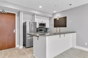 845 N High St, Columbus, OH 43215 - Photo 10