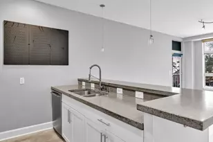 845 N High St, Columbus, OH 43215 - Photo 12