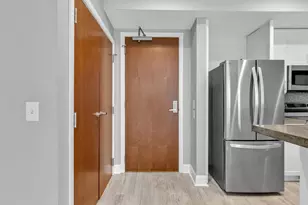 845 N High St, Columbus, OH 43215 - Photo 12