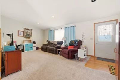 15700 Sherri Drive, Mount Vernon, OH 43050 - Photo 4