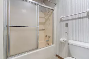 3941 Karl Rd, Columbus, OH 43224 - Photo 16