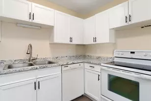 3941 Karl Rd, Columbus, OH 43224 - Photo 8