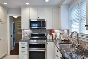 398 Fallis Rd, Columbus, OH 43214 - Photo 16