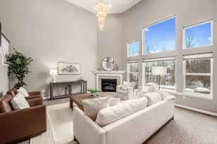 1393 Woodline Dr, Marysville, OH 43040 - Photo 8