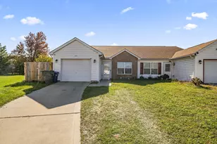 1521 October Ridge Ct, Columbus, OH 43223 - Photo 4