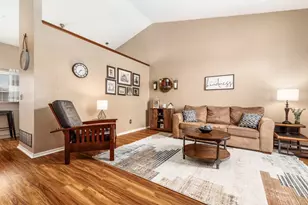 411 Broadview Ct, Pataskala, OH 43062 - Photo 8