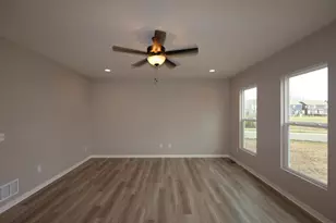 3682 Eagles Landing Dr, Powell, OH 43065 - Photo 4