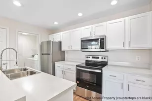 4947 Stratford Pine Ln, Dublin, OH 43016 - Photo 1