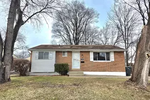 2144 Toni St, Columbus, OH 43219 - Photo 1