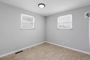 868 Harwood Dr, Columbus, OH 43228 - Photo 14