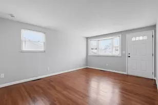 868 Harwood Dr, Columbus, OH 43228 - Photo 8