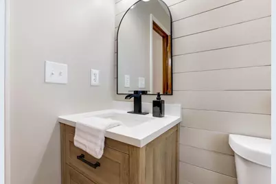 8900 Latham Court, Reynoldsburg, OH 43068 - Photo 24